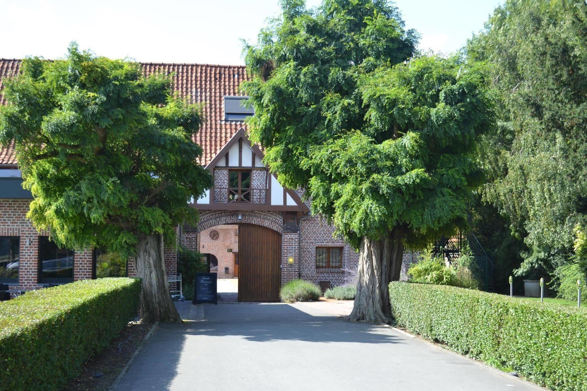 Le Domaine Des Cigognes Ξενοδοχείο Ennevelin Εξωτερικό φωτογραφία